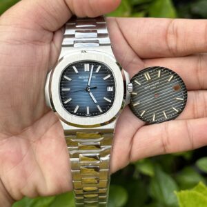 Patek Philippe Nautilus 5811 Blue Dial Best Replica 40mm