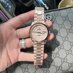 Rolex Day-Date 228235 Rose Gold Diamond Pavé Dial