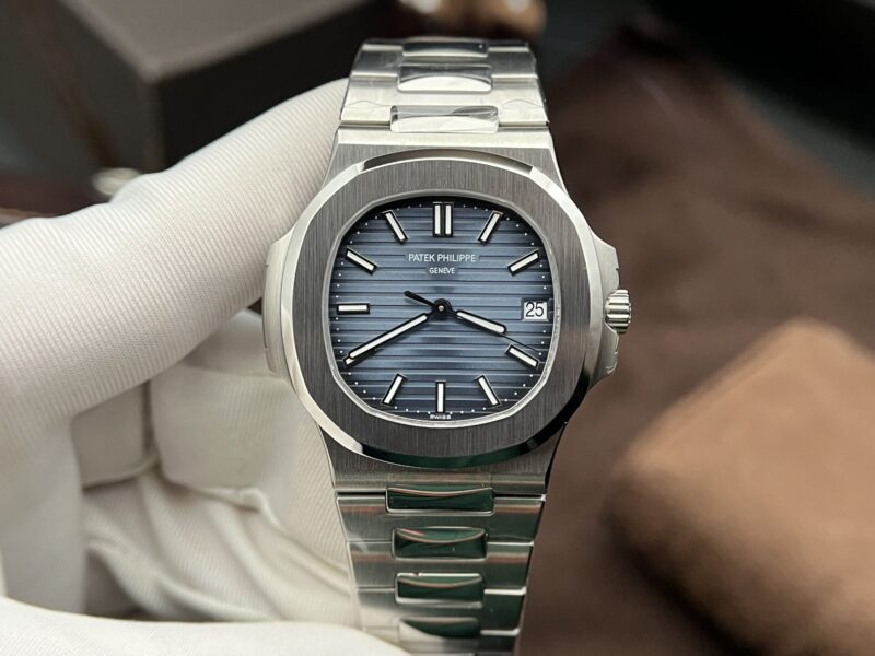 Patek Philippe Nautilus 5711/1A-010 Blue Dial Best Replica 40mm